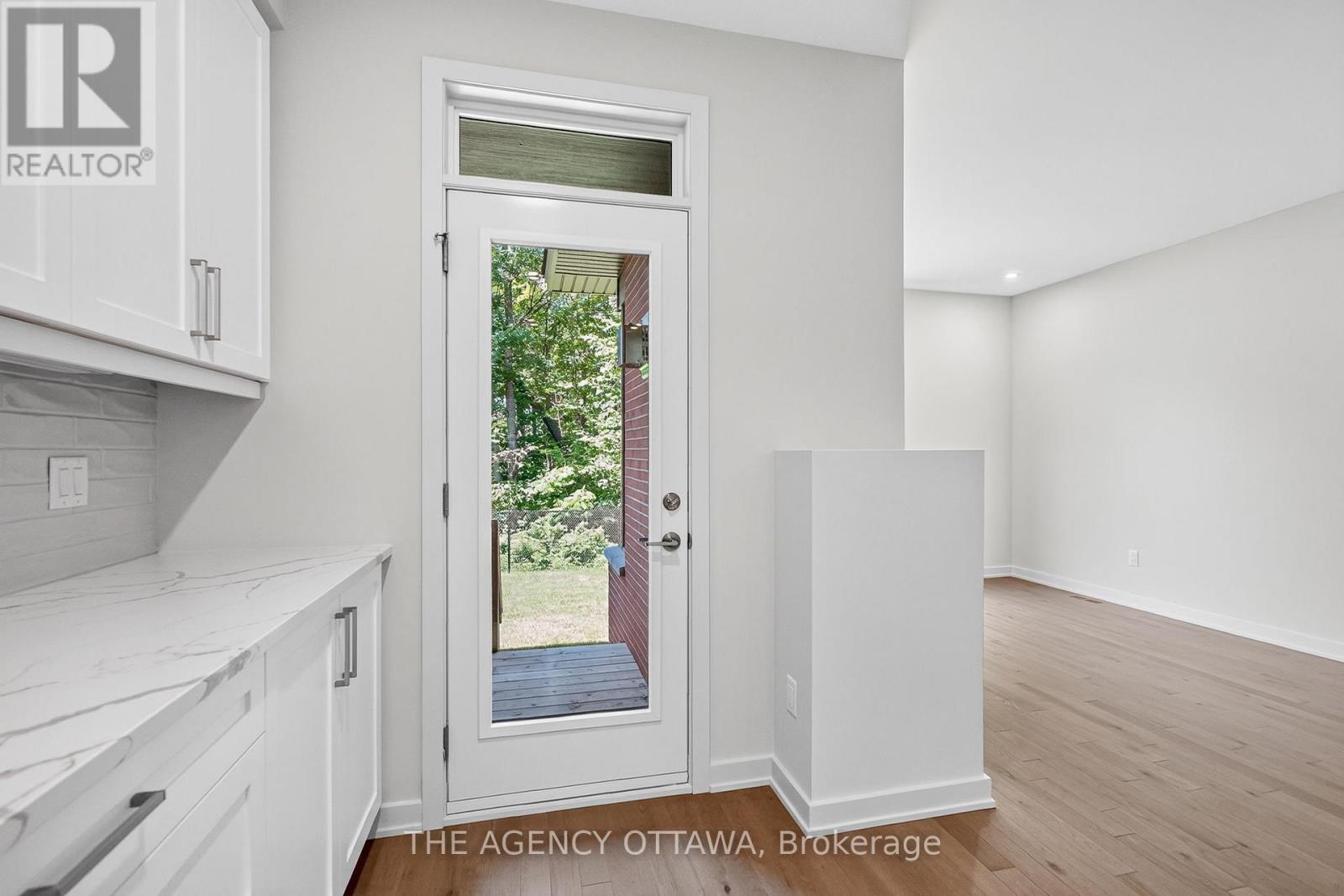 1005 Kitigan Grove, Ottawa, Ontario  K2K 0M9 - Photo 6 - X13495042