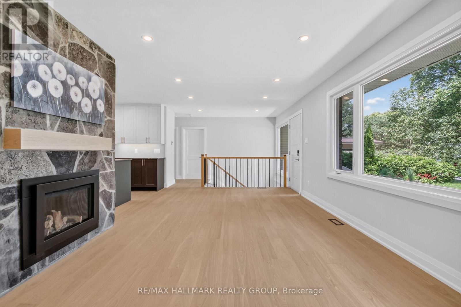 1054 Chelsea Drive, Ottawa, Ontario  K1K 0M8 - Photo 11 - X13495054