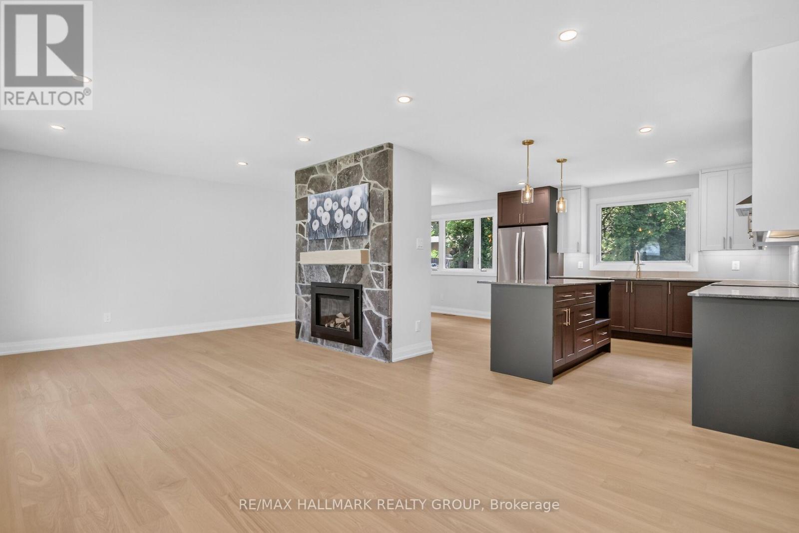 1054 Chelsea Drive, Ottawa, Ontario  K1K 0M8 - Photo 16 - X13495054