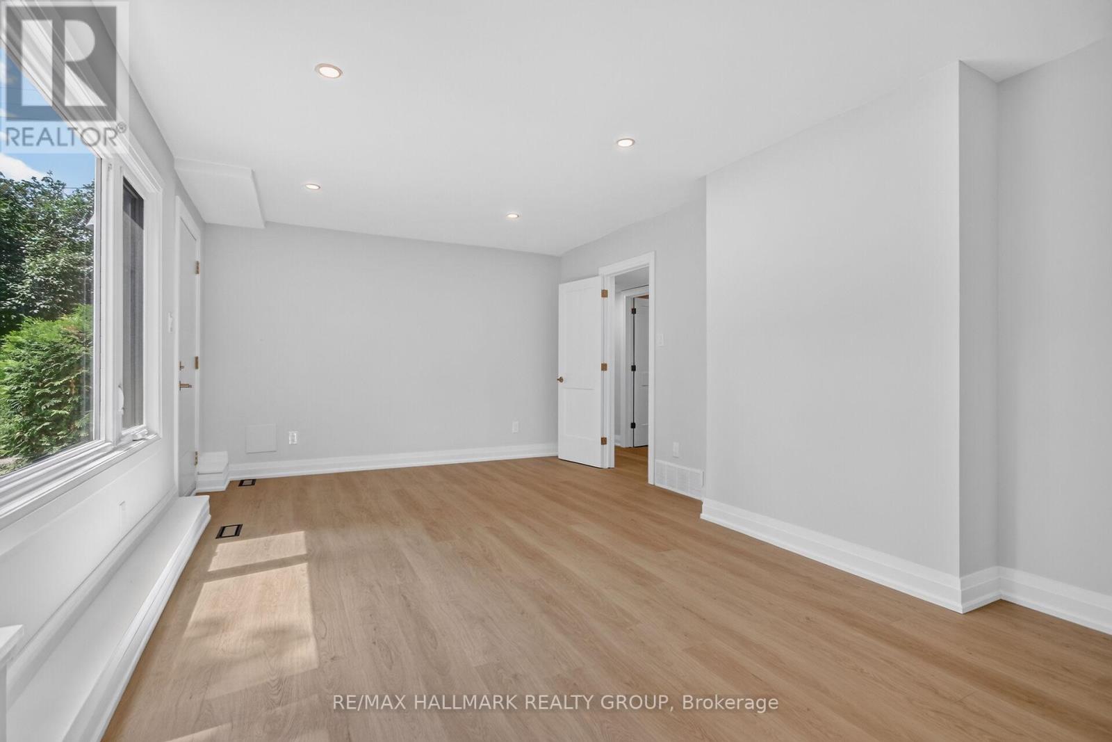 1054 Chelsea Drive, Ottawa, Ontario  K1K 0M8 - Photo 27 - X13495054