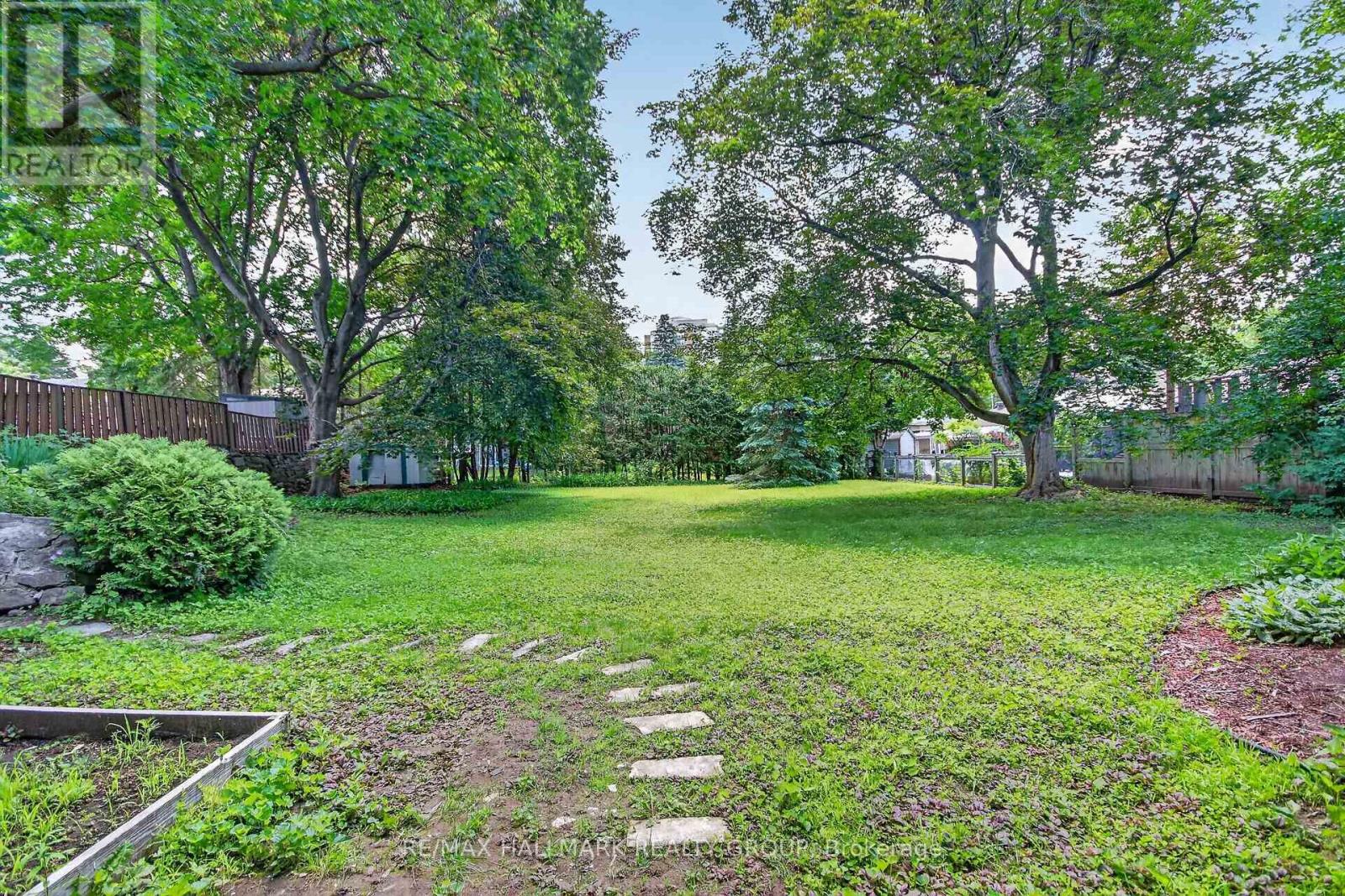 1054 Chelsea Drive, Ottawa, Ontario  K1K 0M8 - Photo 41 - X13495054