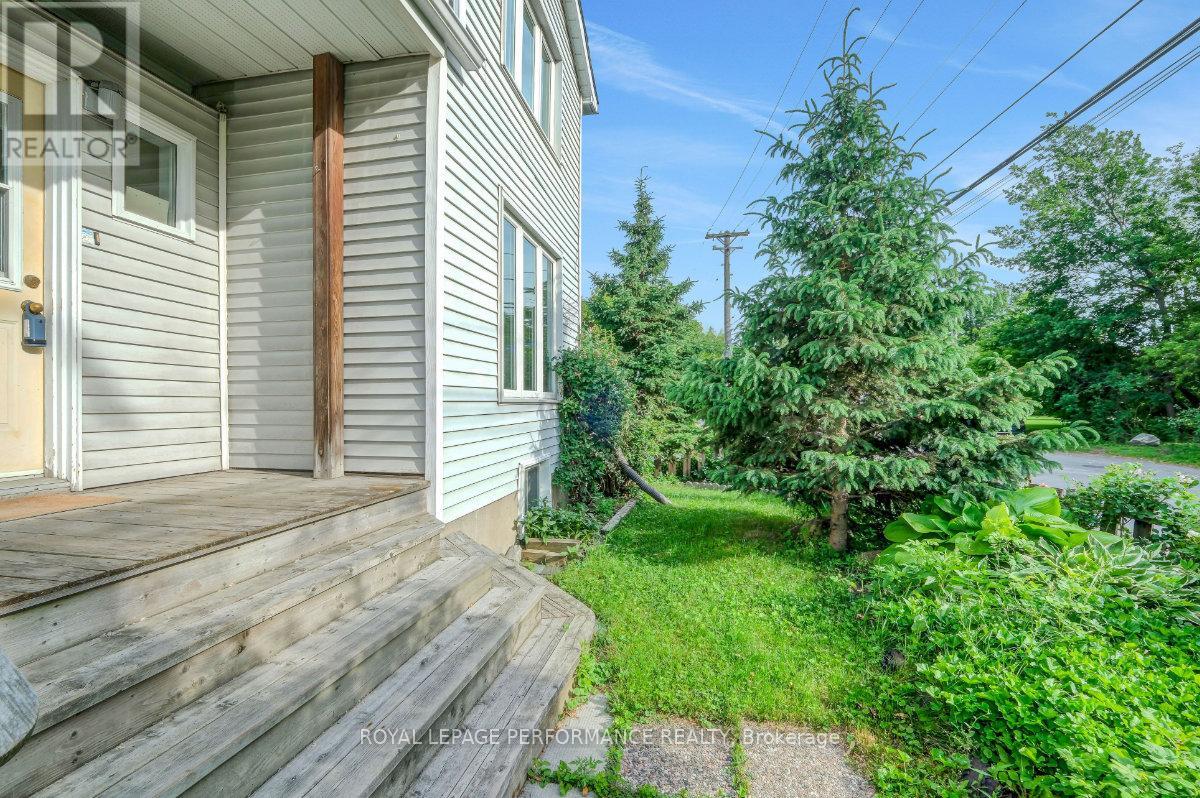 1141 North River Road, Ottawa, Ontario  K1K 3W4 - Photo 3 - X13495370