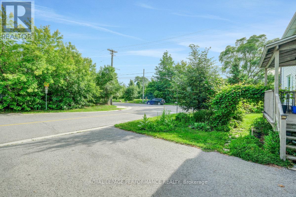 1141 North River Road, Ottawa, Ontario  K1K 3W4 - Photo 38 - X13495370