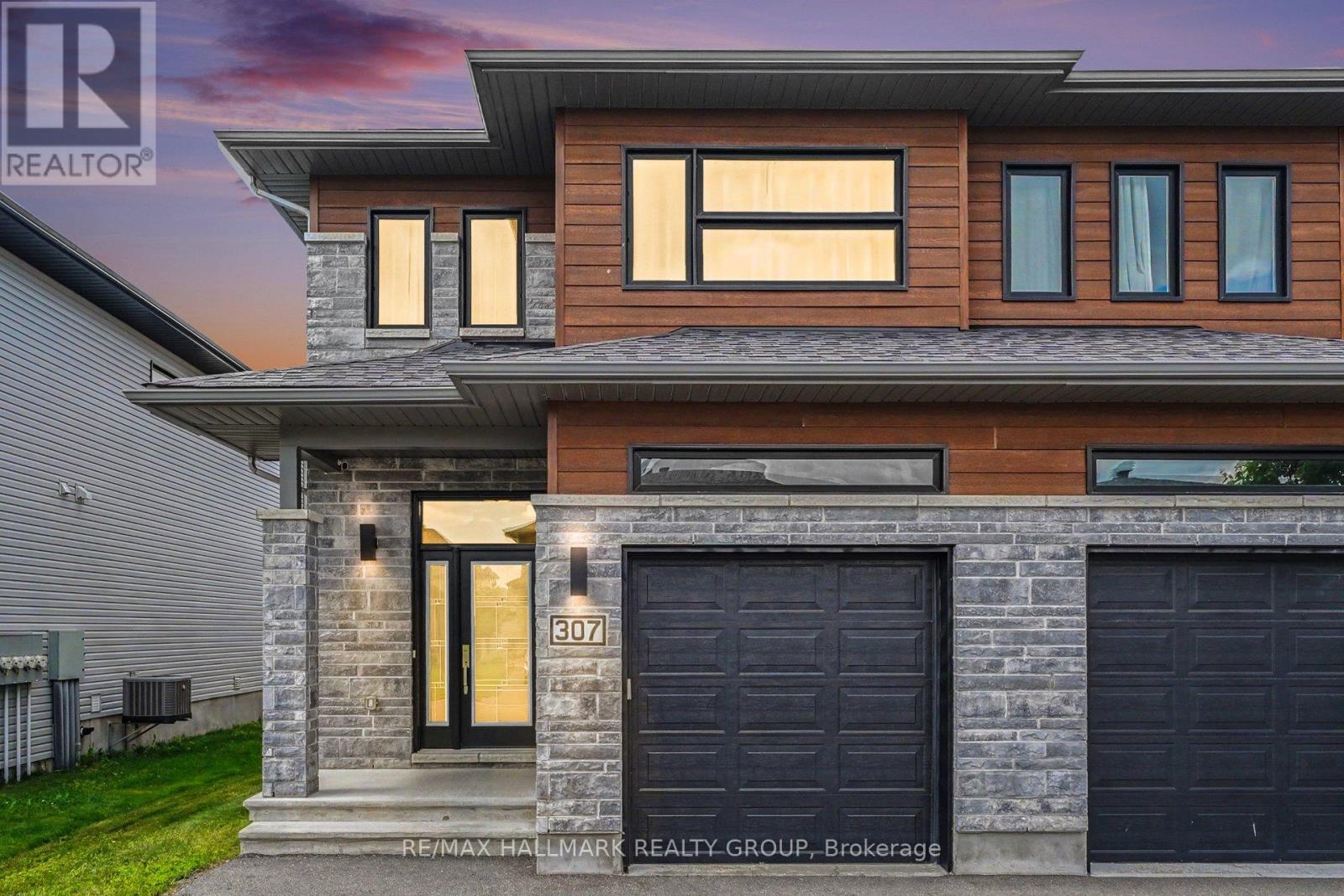 307 BELFORT STREET, Russell, Ontario