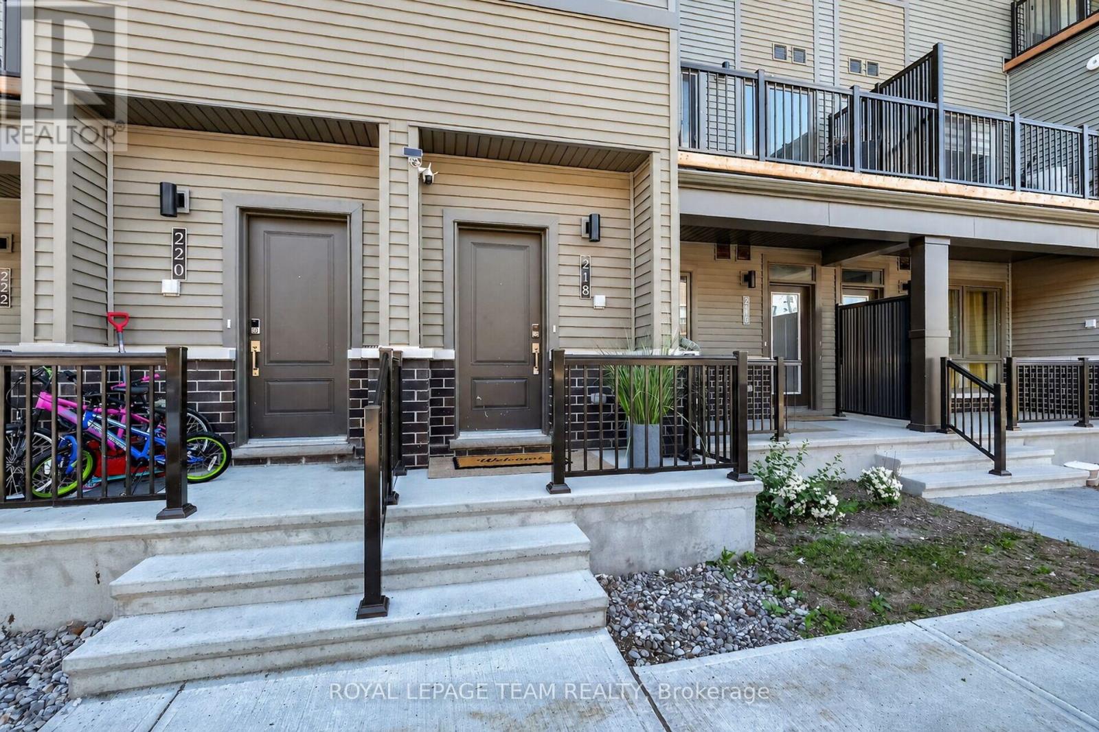 218 Parnian Private, Ottawa, Ontario  K2J 4H7 - Photo 4 - X13495898