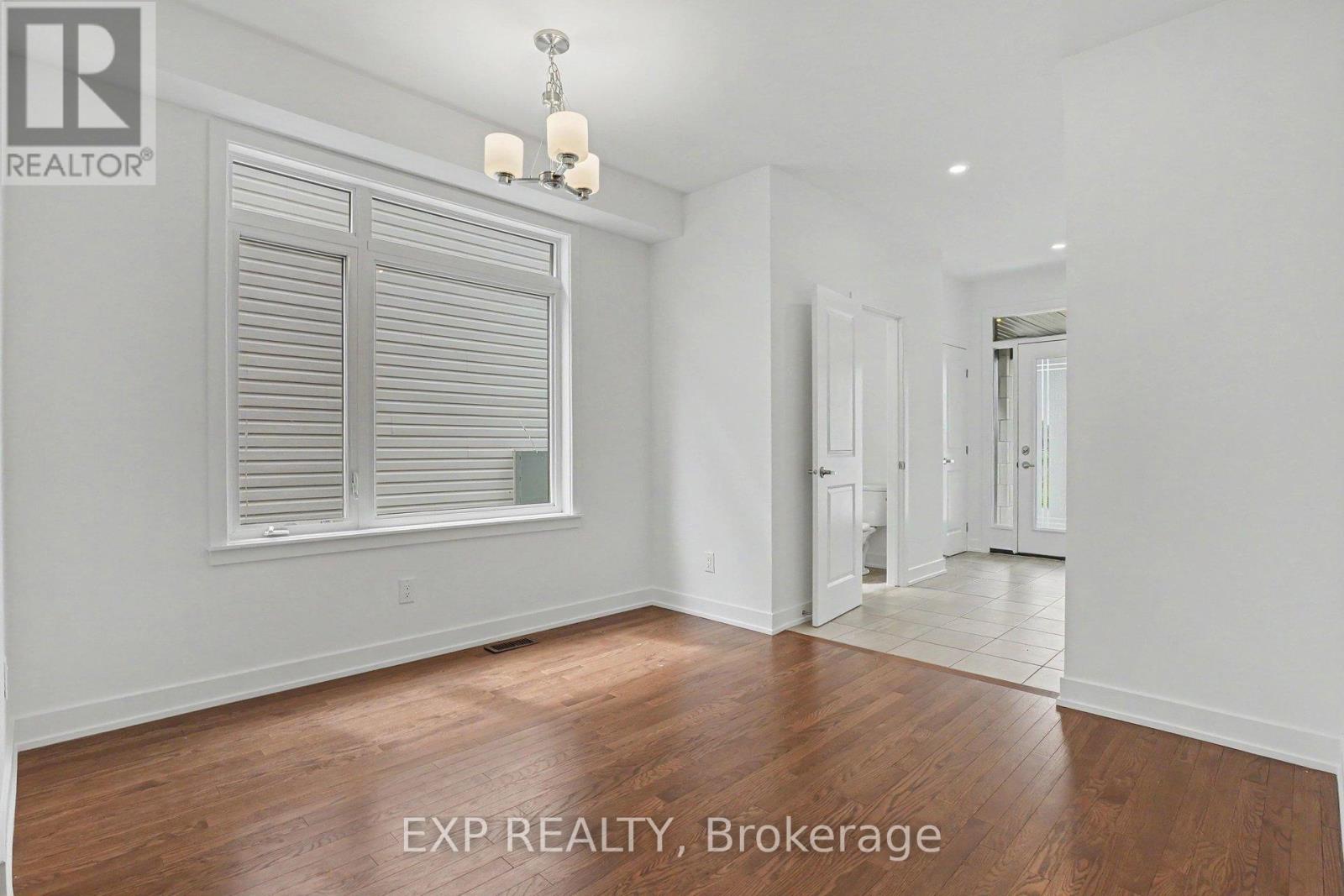 27 Moosonee Crescent, Ottawa, Ontario  K4M 0L9 - Photo 4 - X13496180