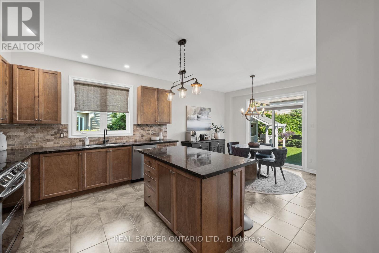 2188 Sunset Cove Circle, Ottawa, Ontario  K2J 0T8 - Photo 11 - X13496192