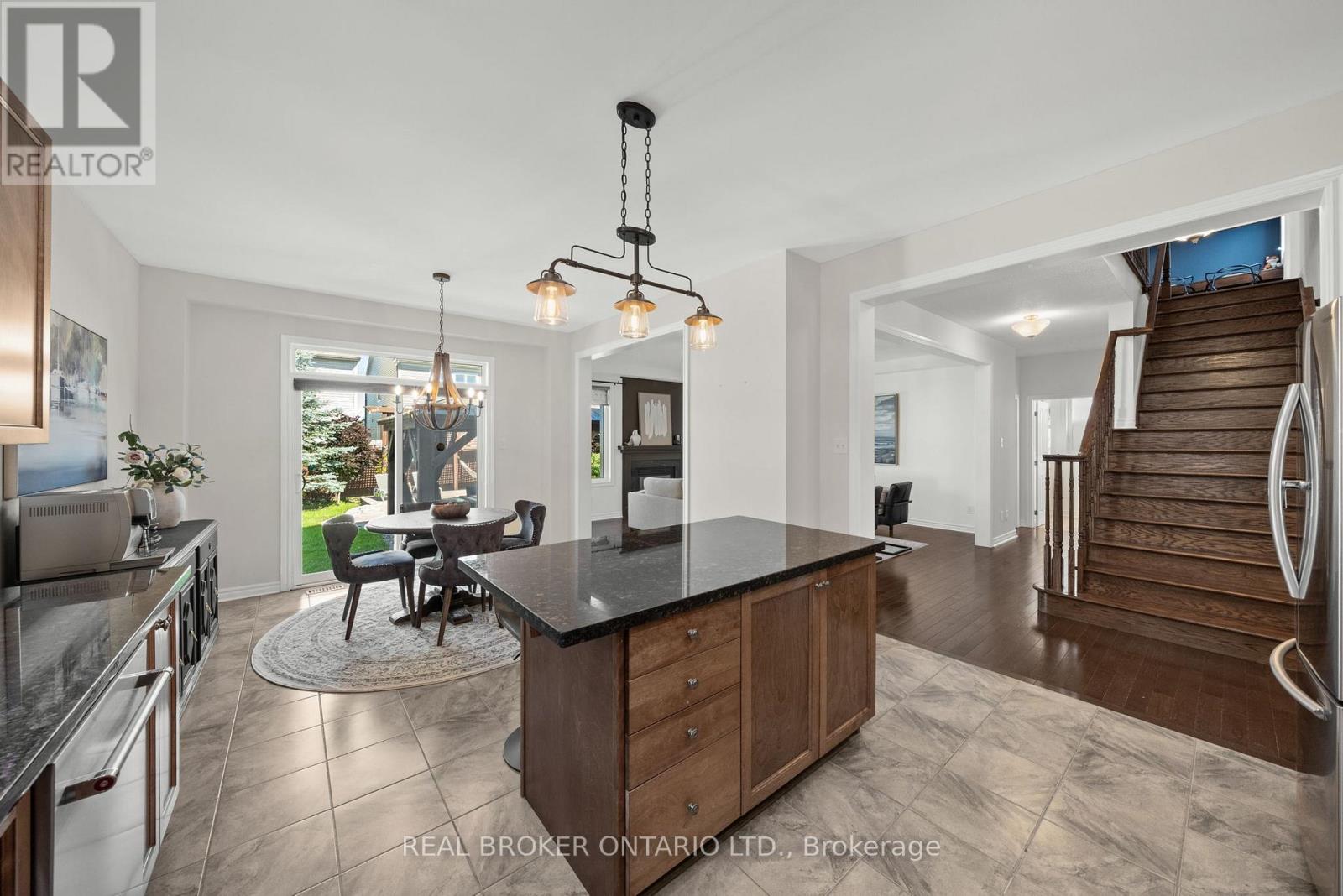 2188 Sunset Cove Circle, Ottawa, Ontario  K2J 0T8 - Photo 12 - X13496192