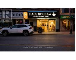 250 BANK STREET, Ottawa, Ontario