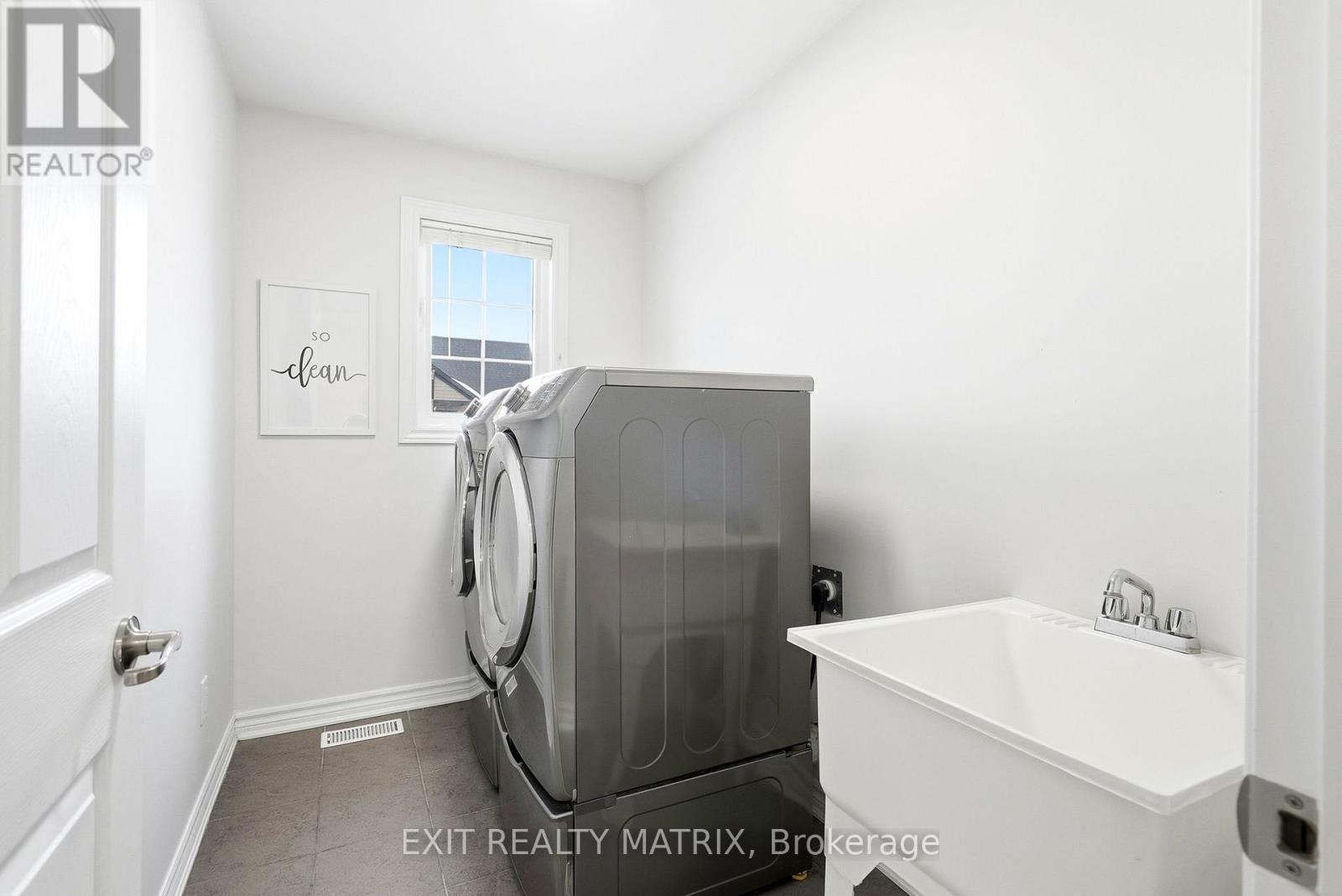 194 Flowing Creek Circle, Ottawa, Ontario  K2M 2R7 - Photo 18 - X13496226
