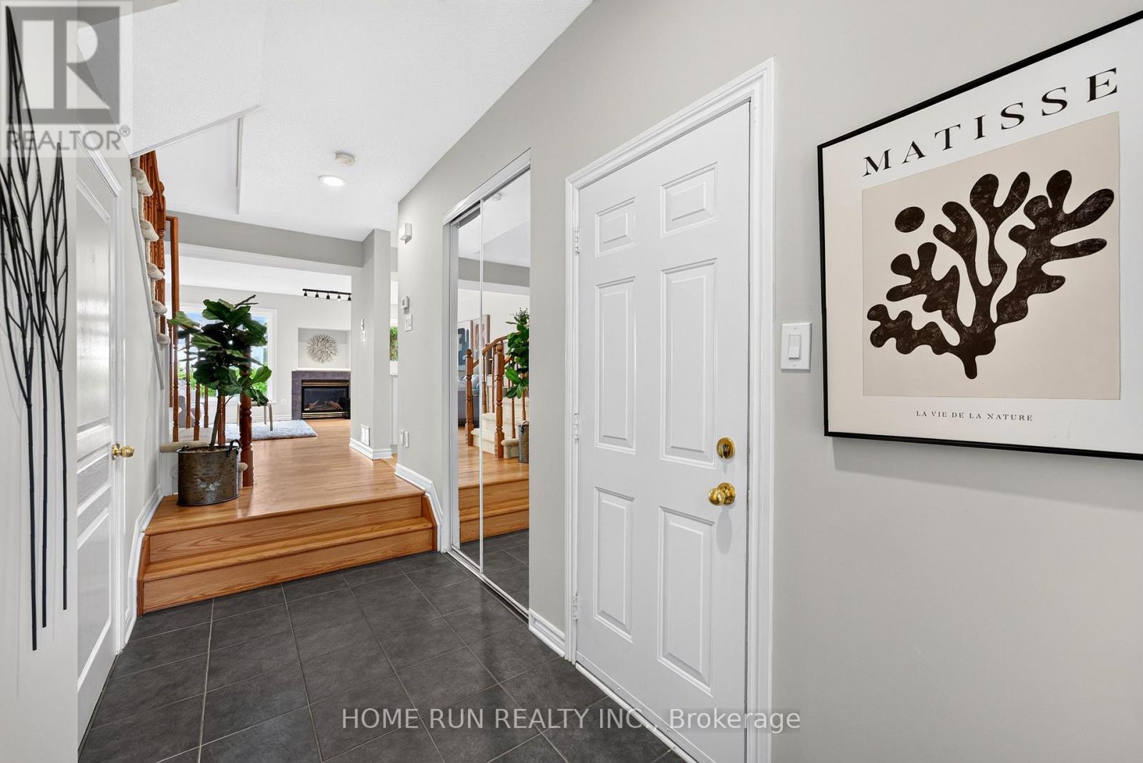 164 Gray Crescent, Ottawa, Ontario  K2K 3L9 - Photo 3 - X13496276