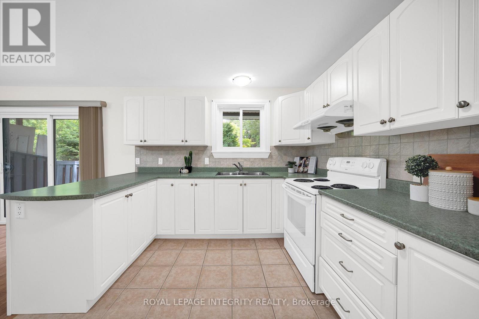 318 Somerset Street E, Ottawa, Ontario  K1N 6W3 - Photo 22 - X13496290