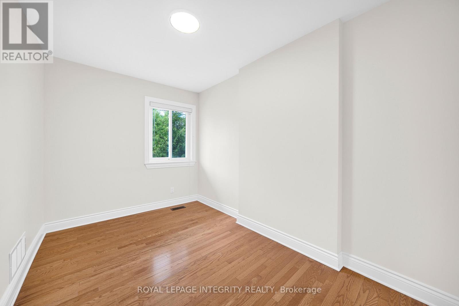 318 Somerset Street E, Ottawa, Ontario  K1N 6W3 - Photo 31 - X13496290