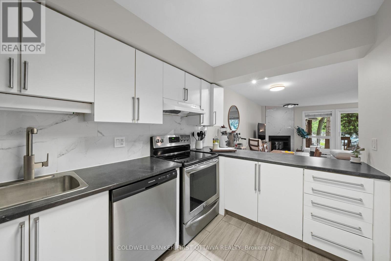 386 Briston Private, Ottawa, Ontario  K1G 5R3 - Photo 8 - X13496306