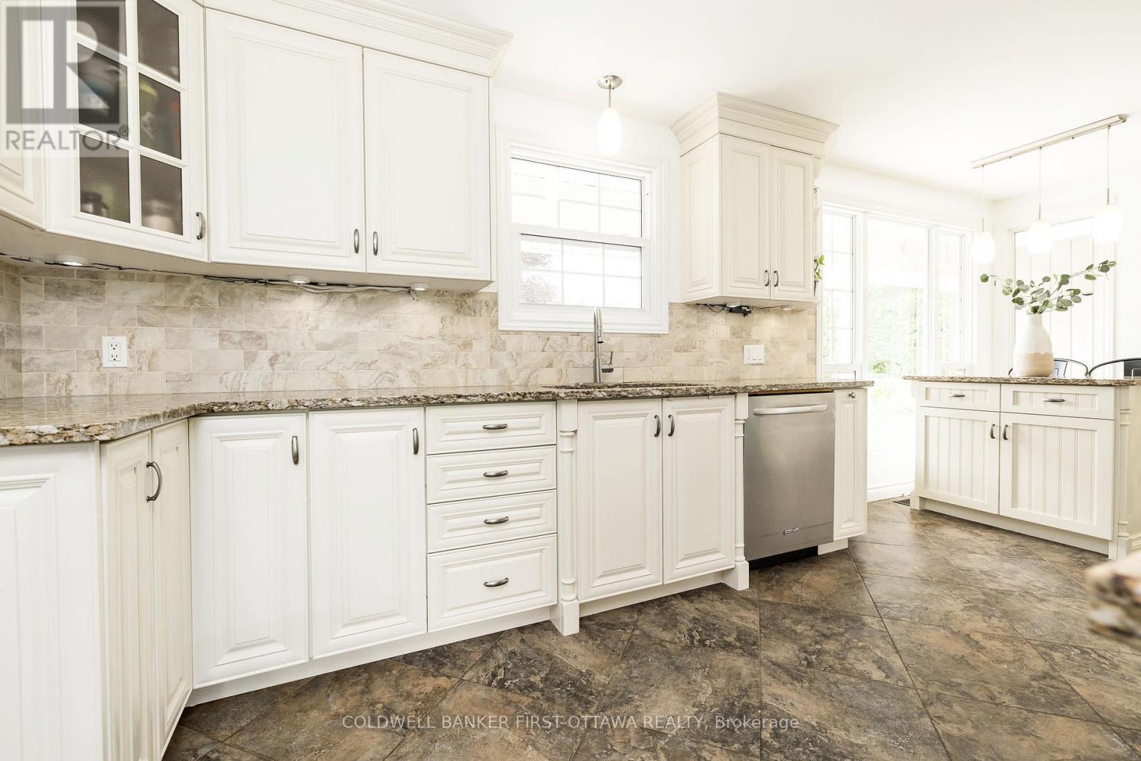 174 Lloydalex Crescent, Ottawa, Ontario  K0A 1L0 - Photo 17 - X13496392