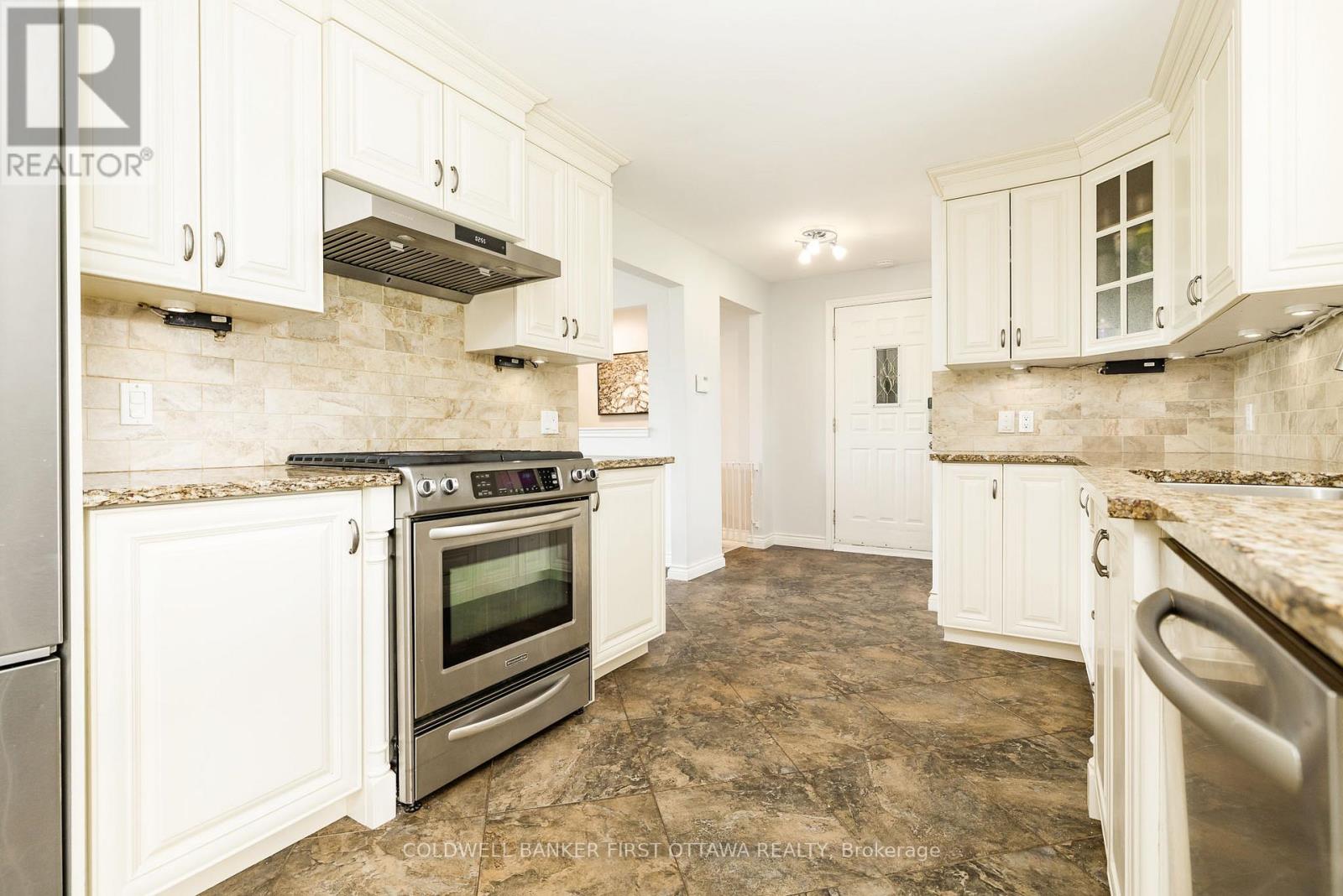 174 Lloydalex Crescent, Ottawa, Ontario  K0A 1L0 - Photo 18 - X13496392