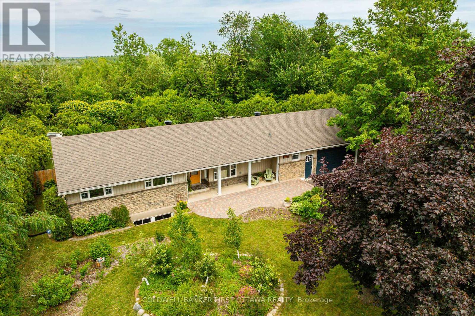 174 Lloydalex Crescent, Ottawa, Ontario  K0A 1L0 - Photo 2 - X13496392