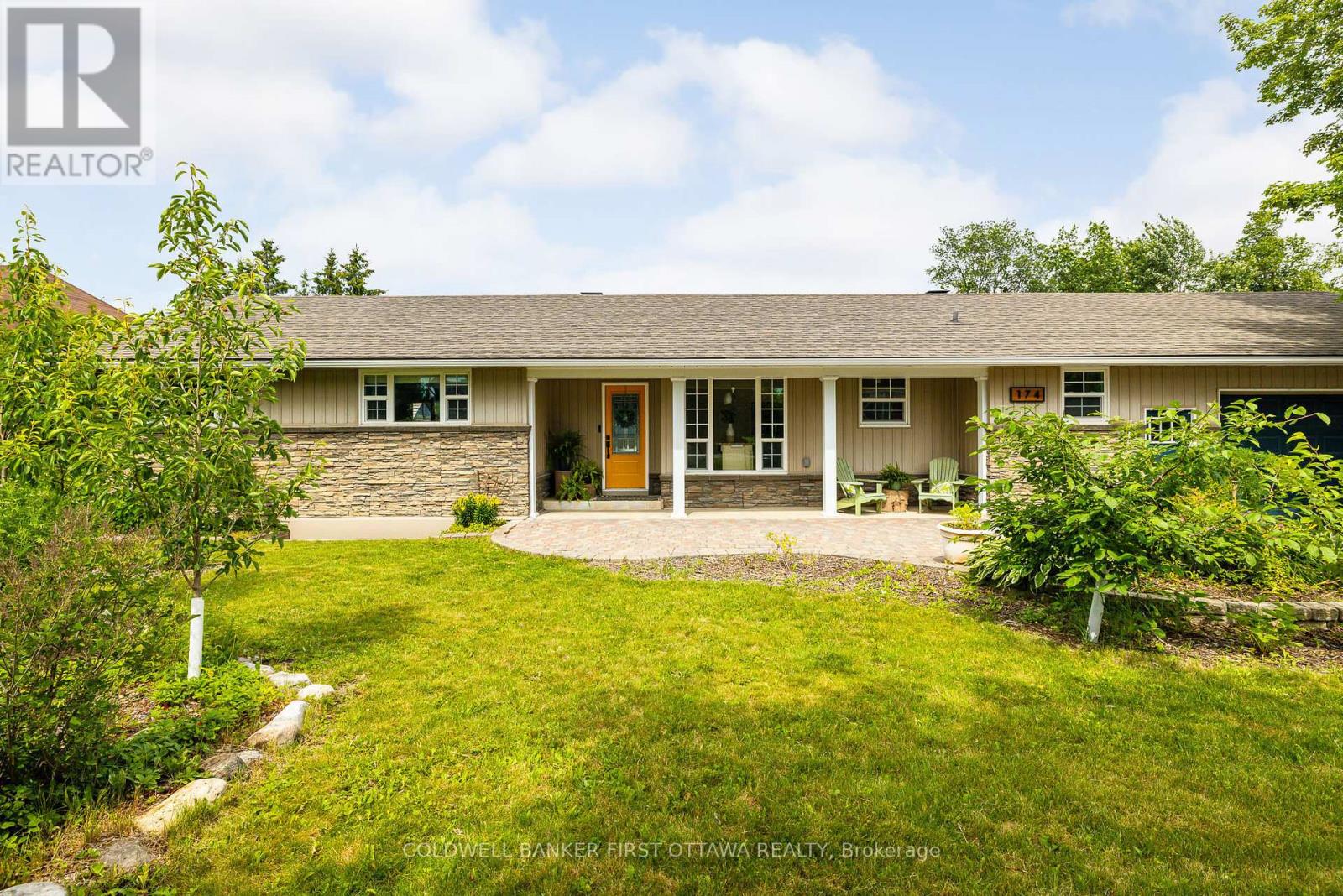174 Lloydalex Crescent, Ottawa, Ontario  K0A 1L0 - Photo 3 - X13496392