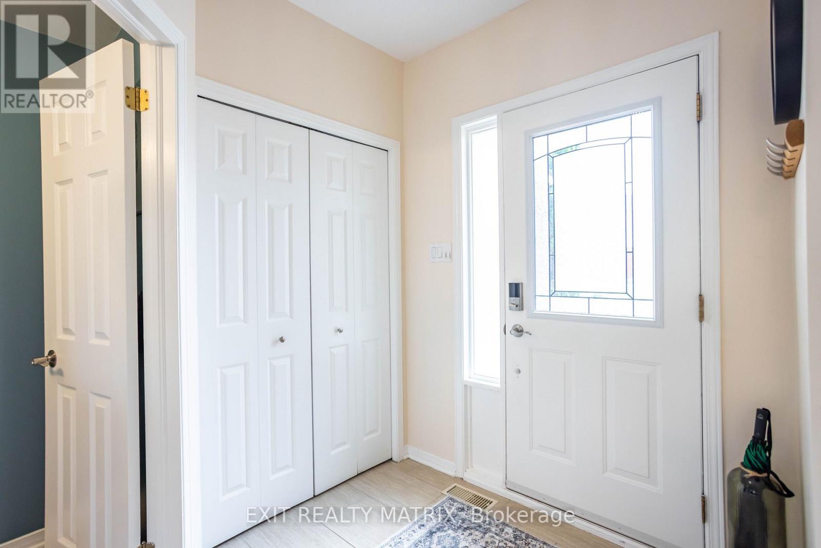 4620 Ogilvie Walk Crescent, Ottawa, Ontario  K1J 1G7 - Photo 3 - X13496474