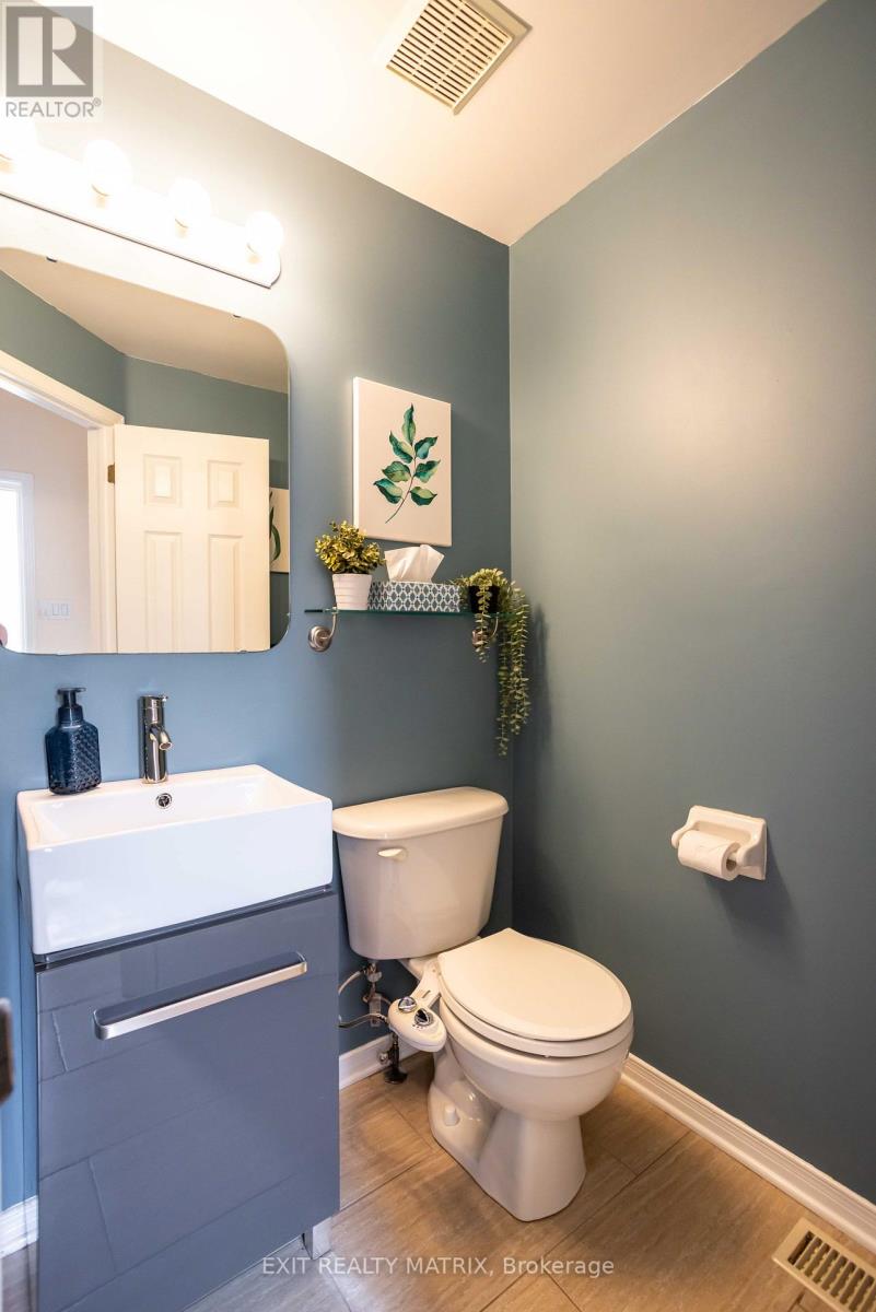 4620 Ogilvie Walk Crescent, Ottawa, Ontario  K1J 1G7 - Photo 6 - X13496474
