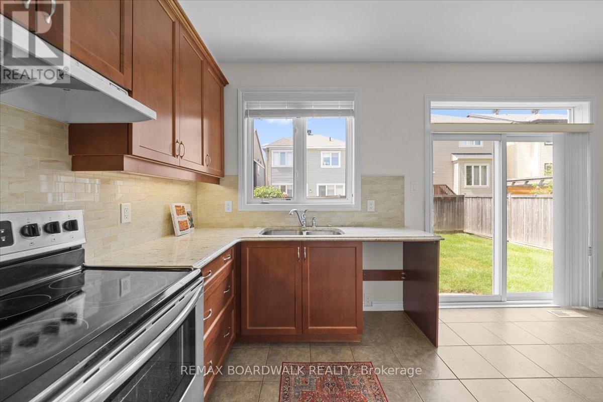 336 Gallantry Way, Ottawa, Ontario  K2S 0R1 - Photo 11 - X13496746