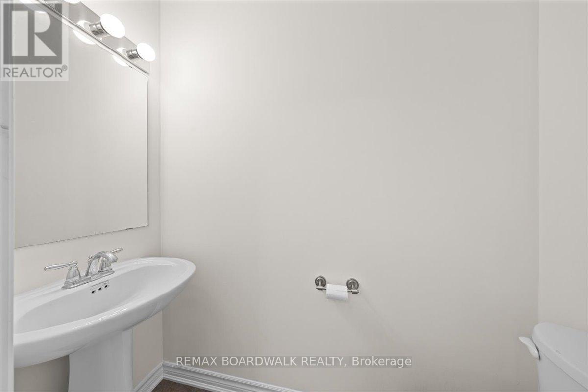 336 Gallantry Way, Ottawa, Ontario  K2S 0R1 - Photo 17 - X13496746
