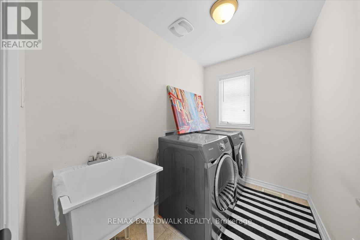 336 Gallantry Way, Ottawa, Ontario  K2S 0R1 - Photo 19 - X13496746