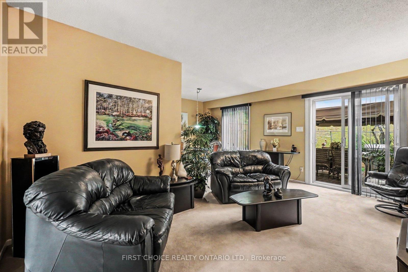 34 - 1793 Axminster Court, Ottawa, Ontario  K1C 1Z5 - Photo 3 - X13496856