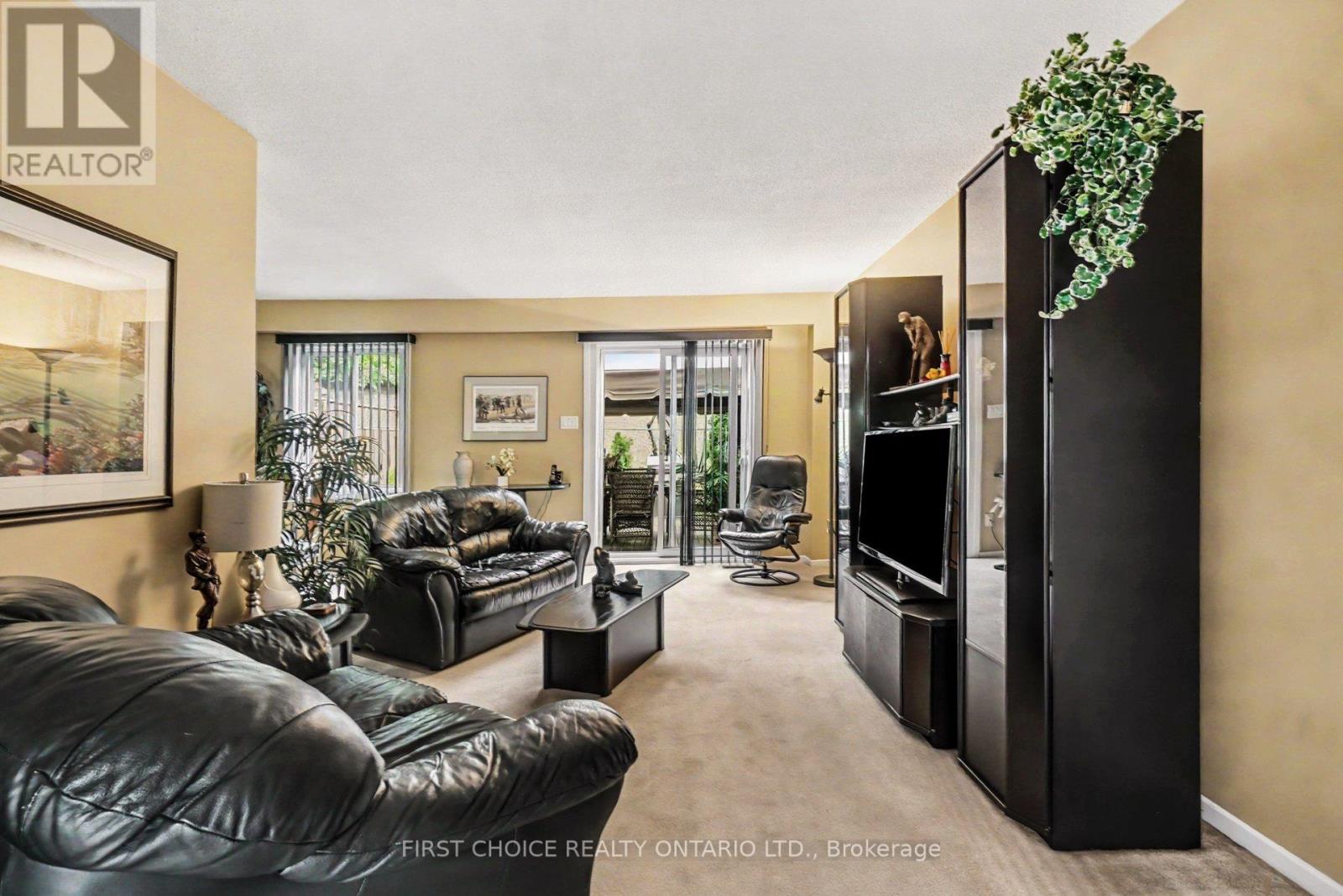 34 - 1793 Axminster Court, Ottawa, Ontario  K1C 1Z5 - Photo 5 - X13496856