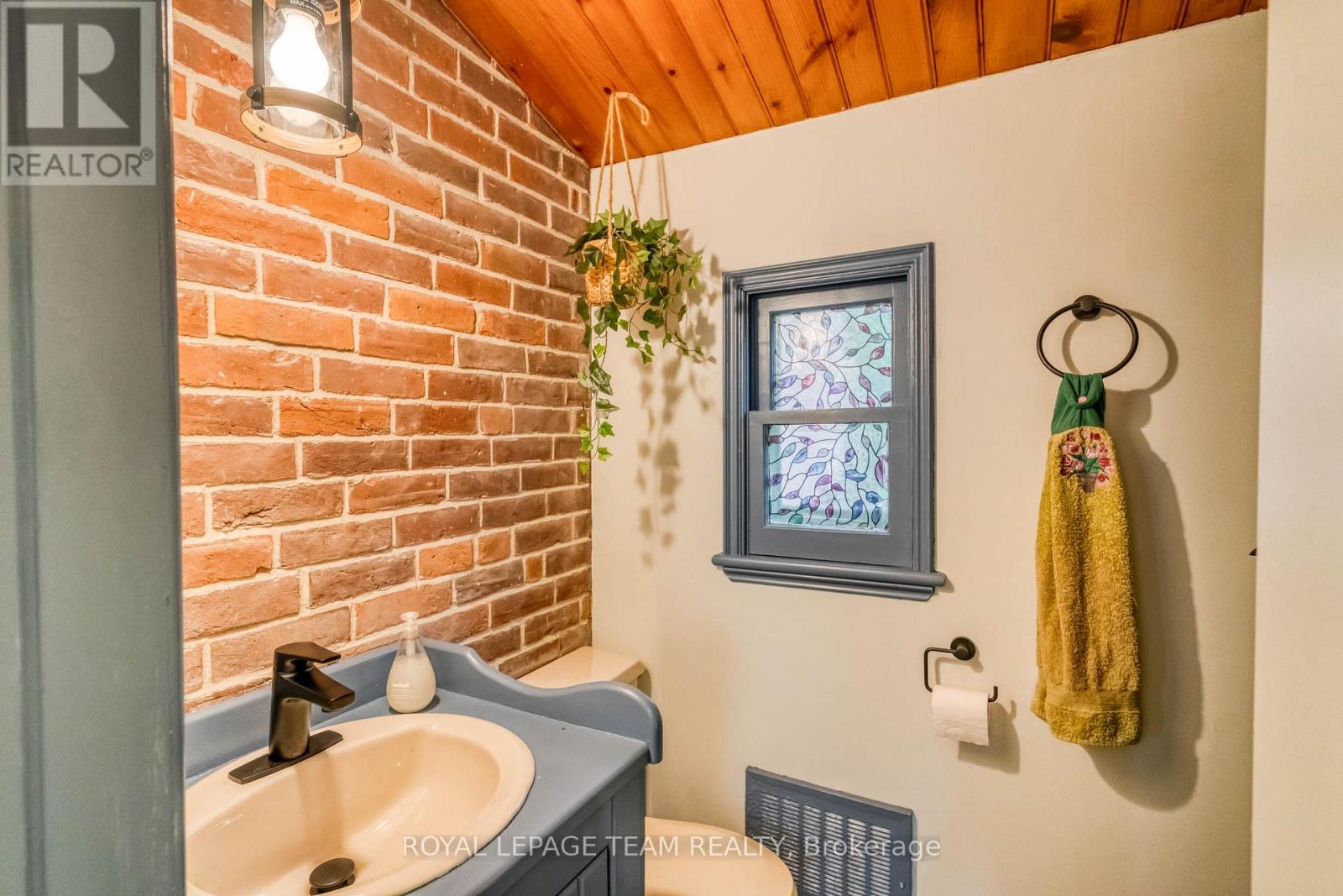 38 Cameron Street, Mississippi Mills, Ontario  K0A 1A0 - Photo 29 - X13496864