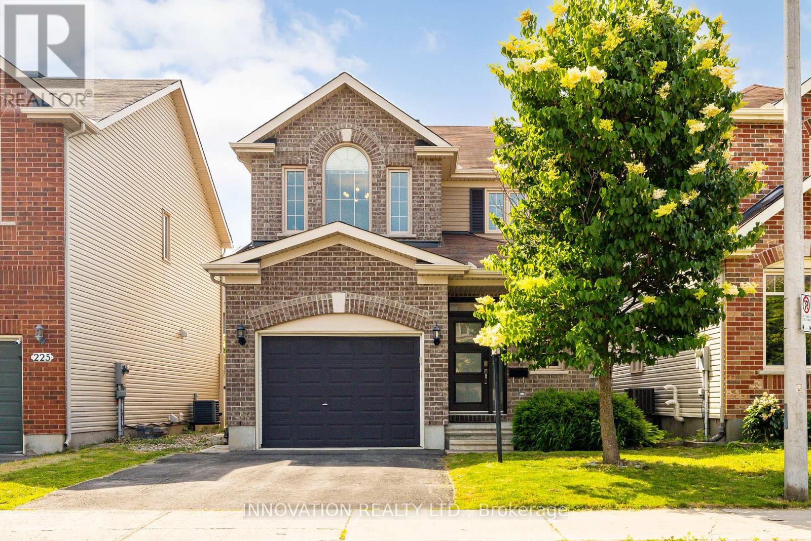 227 CALAVERAS AVENUE, Ottawa, Ontario