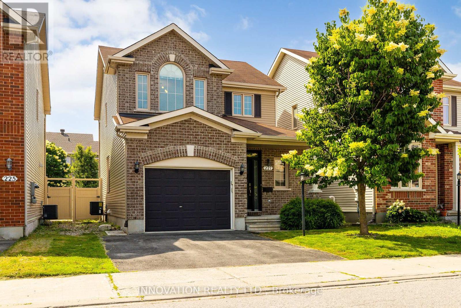 227 Calaveras Avenue, Ottawa, Ontario  K2J 5K6 - Photo 4 - X13497034