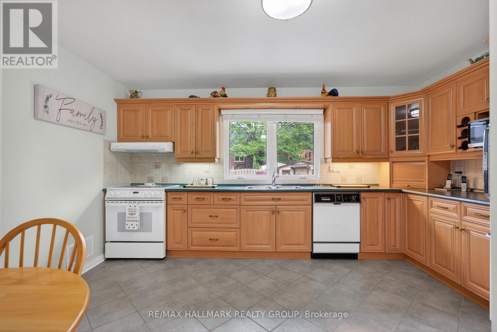 1416 Woodward Avenue, Ottawa, Ontario  K1Z 7W1 - Photo 13 - X13497154