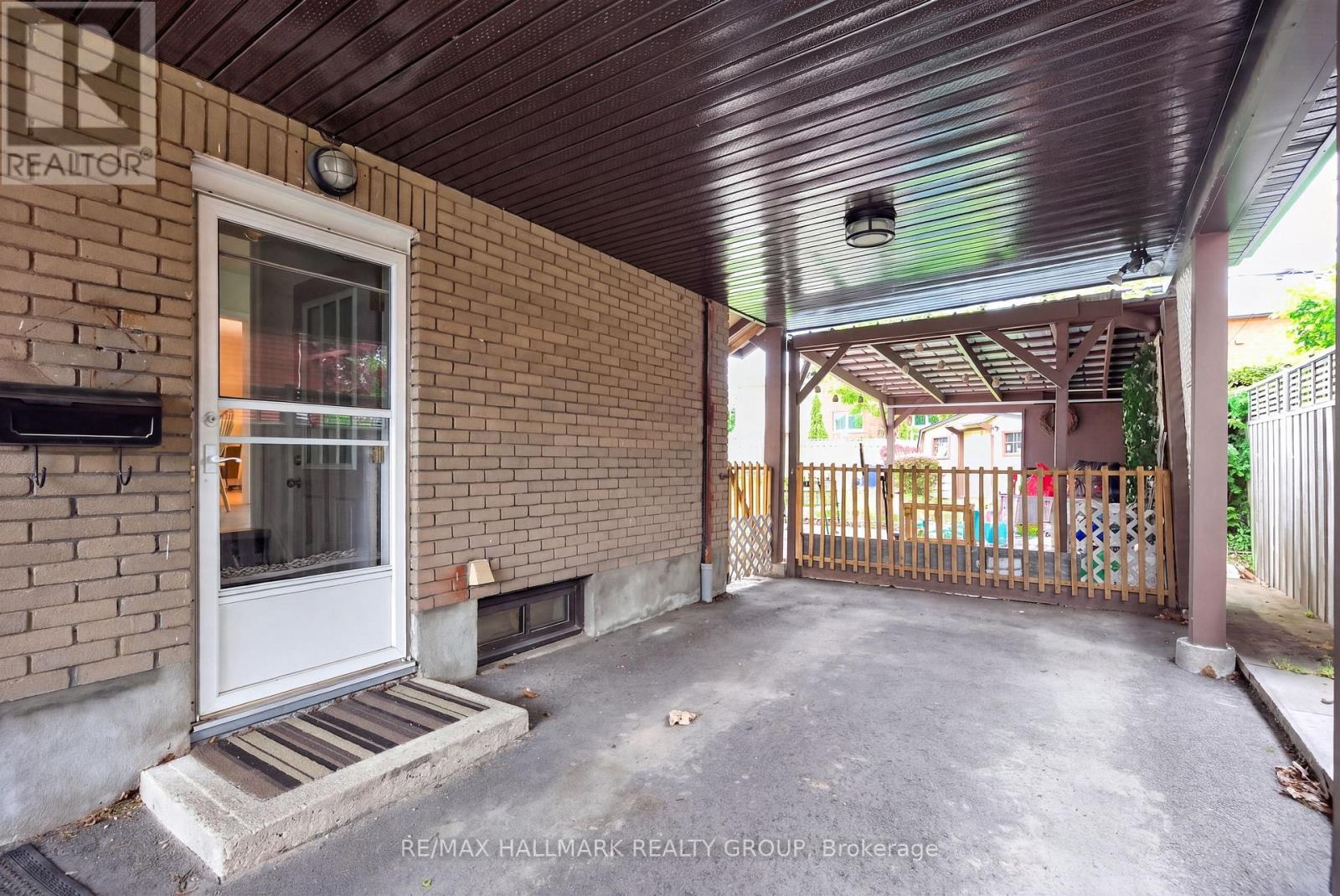 1416 Woodward Avenue, Ottawa, Ontario  K1Z 7W1 - Photo 4 - X13497154
