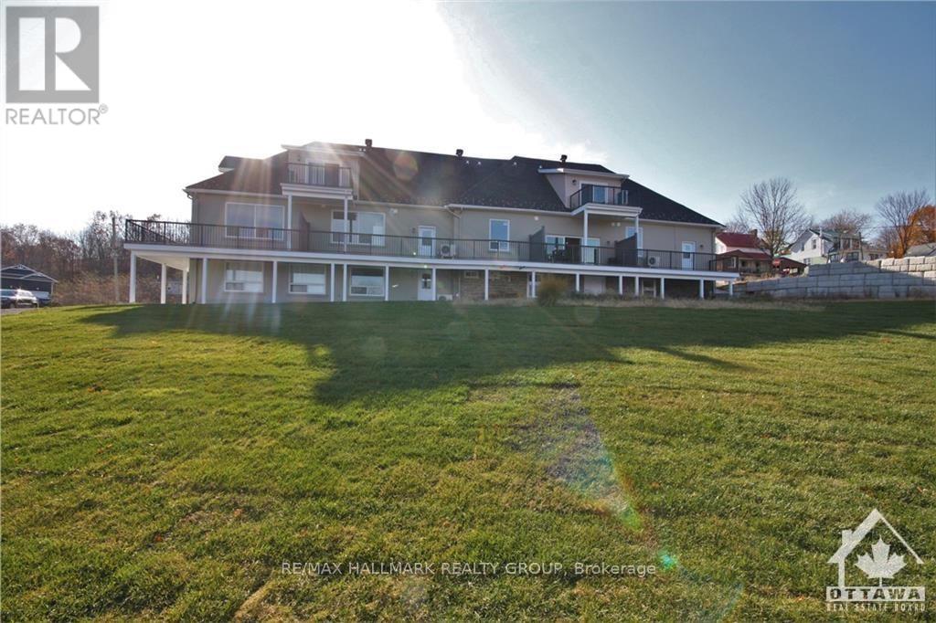 7 - 768 Usborne Street, Mcnab/braeside, Ontario  K0A 1G0 - Photo 3 - X13497362