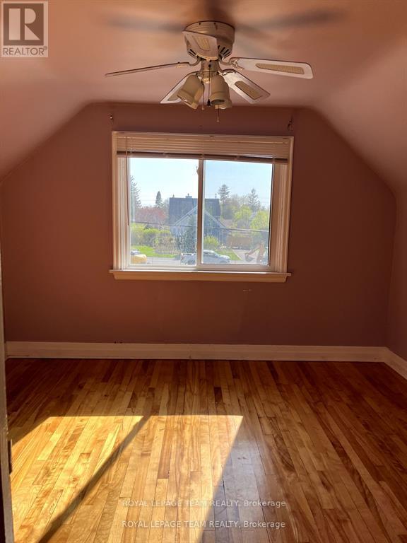 9 & 7 Tower Road, Ottawa, Ontario  K2G 2E2 - Photo 19 - X13497418
