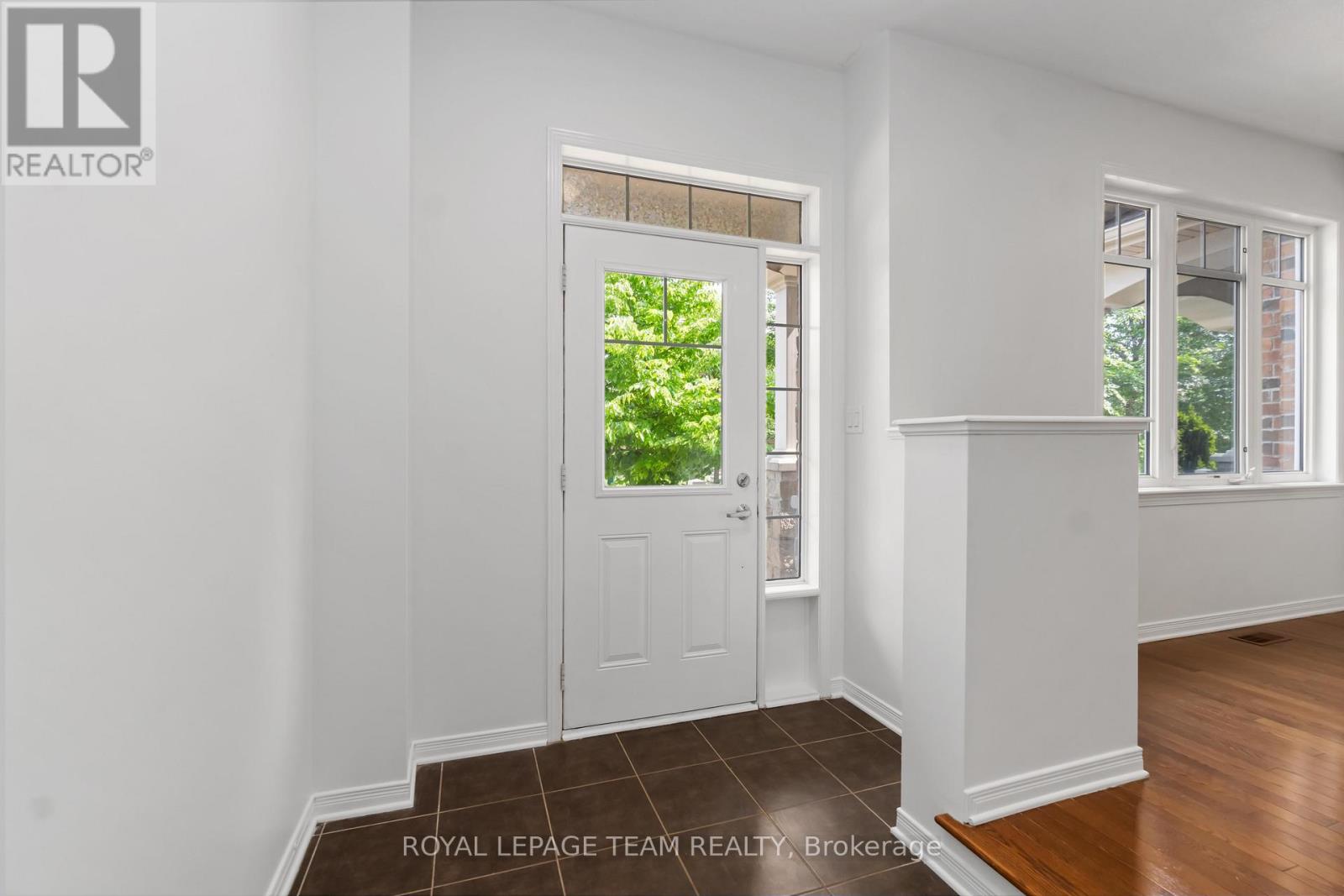 349 Sweetflag Street, Ottawa, Ontario  K2J 5A3 - Photo 4 - X13497446