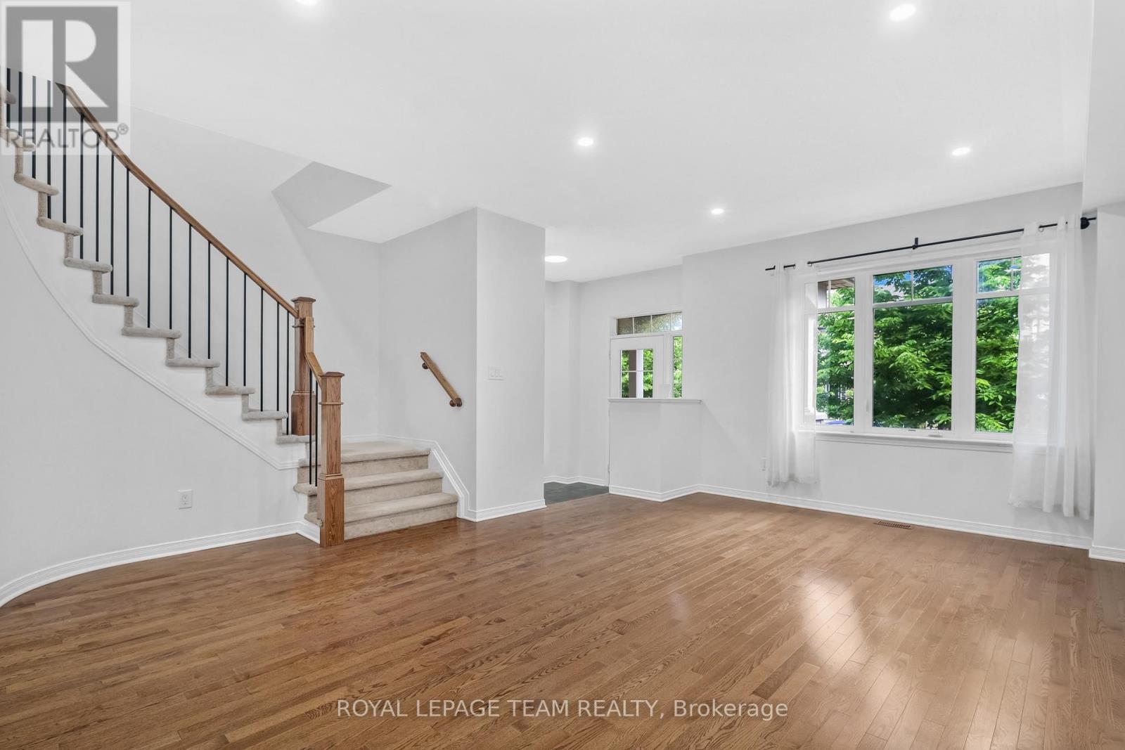 349 Sweetflag Street, Ottawa, Ontario  K2J 5A3 - Photo 6 - X13497446