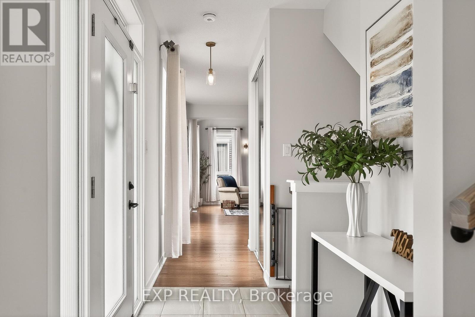 909 Lesage Way, Ottawa, Ontario  K1W 0M8 - Photo 7 - X13497504