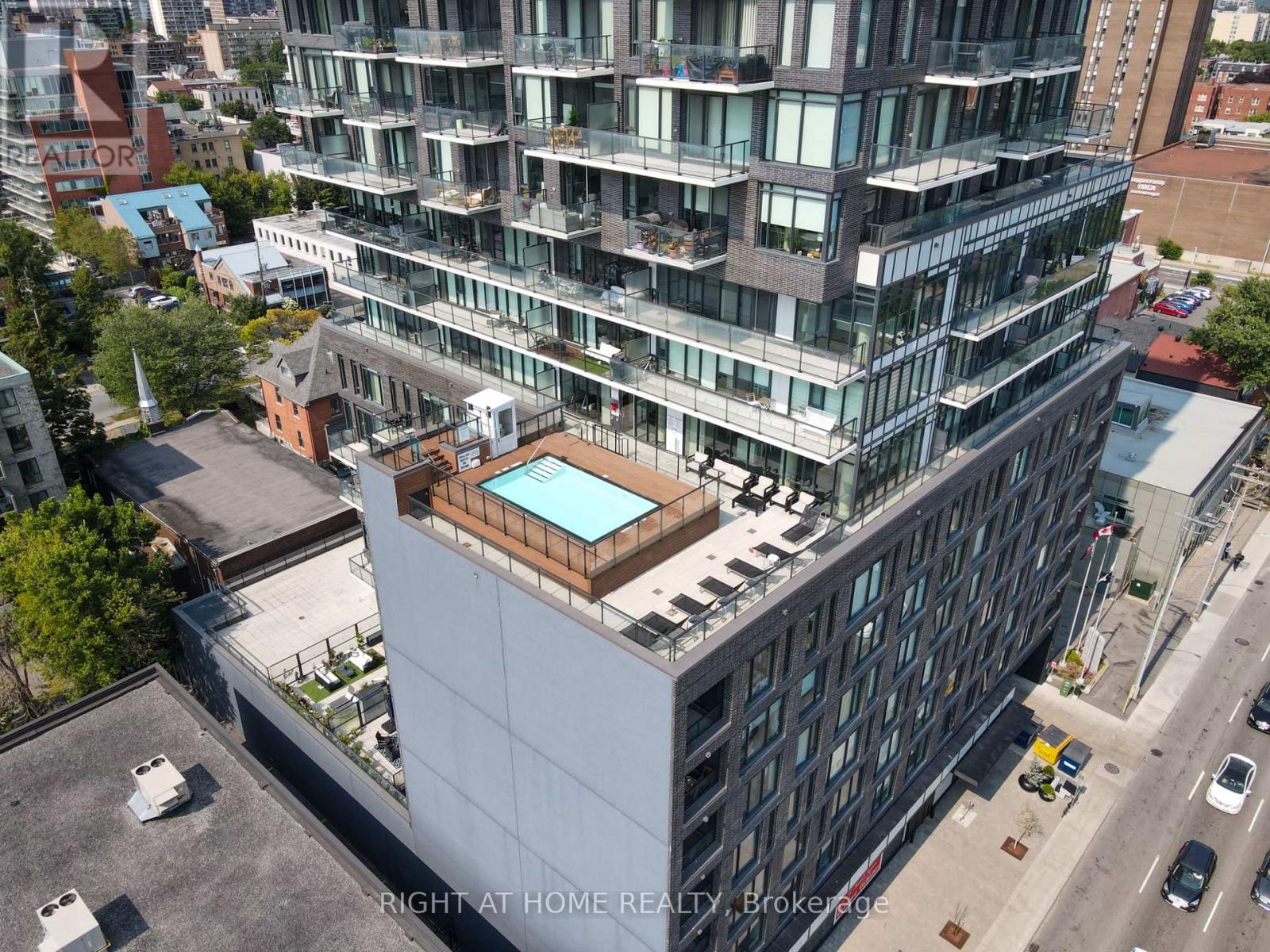 1804 - 203 Catherine Street, Ottawa, Ontario  K2P 1J5 - Photo 2 - X13497538