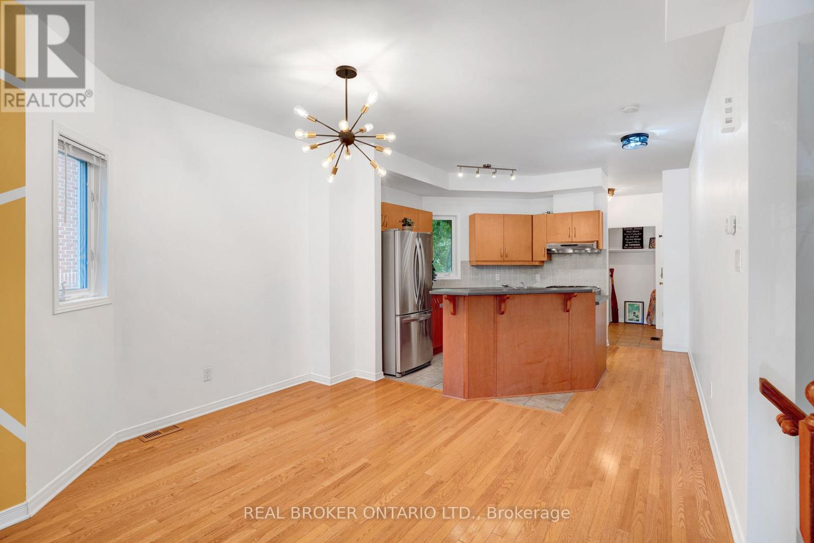 292 London Terrace, Ottawa, Ontario  K1K 4T2 - Photo 11 - X13497734