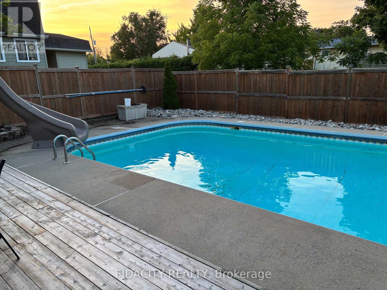 13 Poole Creek Crescent, Ottawa, Ontario  K2S 1T6 - Photo 39 - X13498030