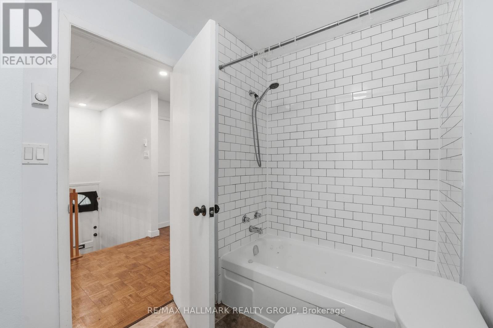 195 Deschamps Avenue, Ottawa, Ontario  K1L 5Z3 - Photo 21 - X13498168