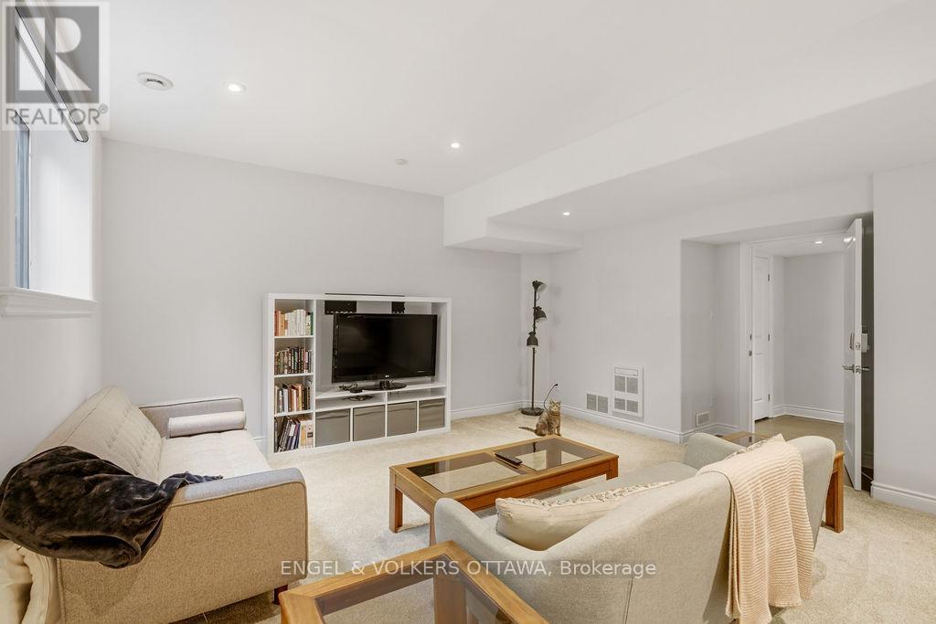 270 Royal Avenue, Ottawa, Ontario  K2A 1T5 - Photo 32 - X13498200