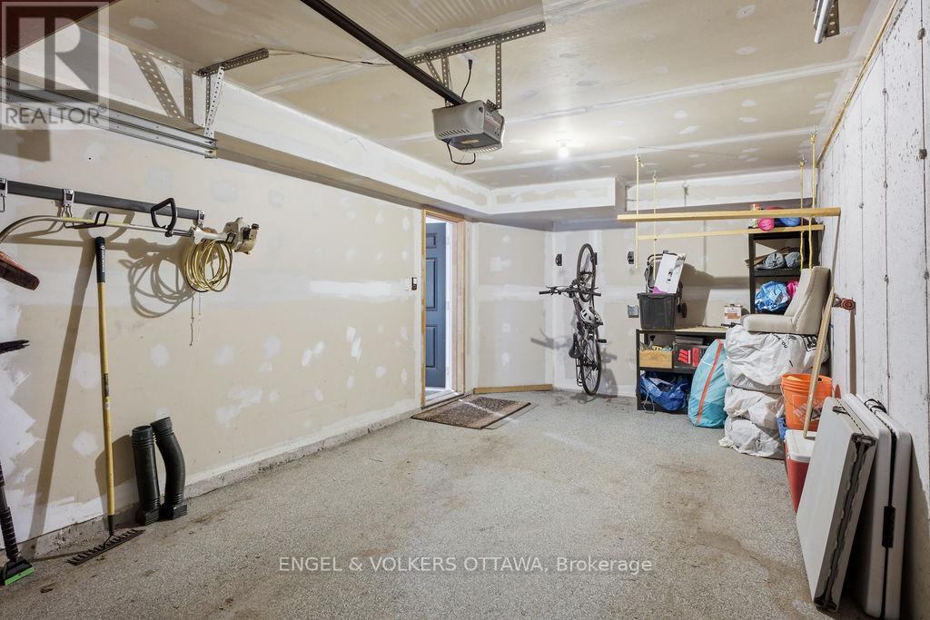 270 Royal Avenue, Ottawa, Ontario  K2A 1T5 - Photo 36 - X13498200