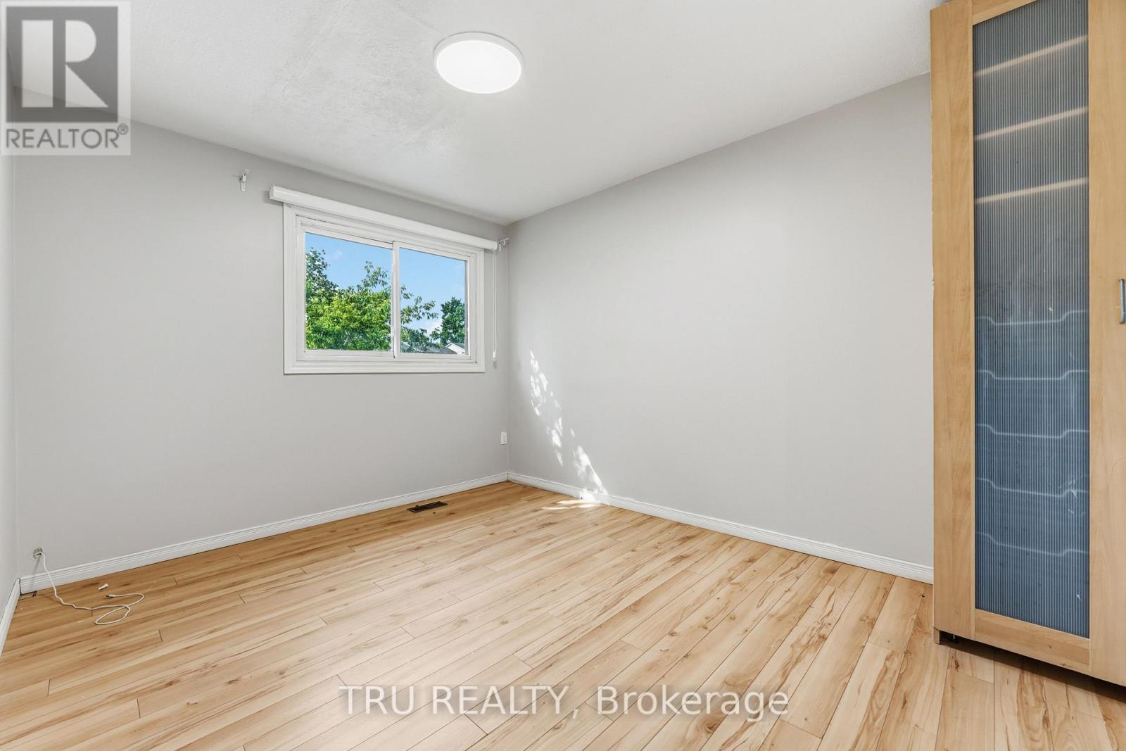 950 Meadowlands Drive, Ottawa, Ontario  K2C 0K3 - Photo 13 - X13498228