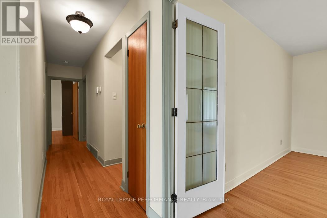 23 Elma Street, Ottawa, Ontario  K1T 3W8 - Photo 14 - X13498308