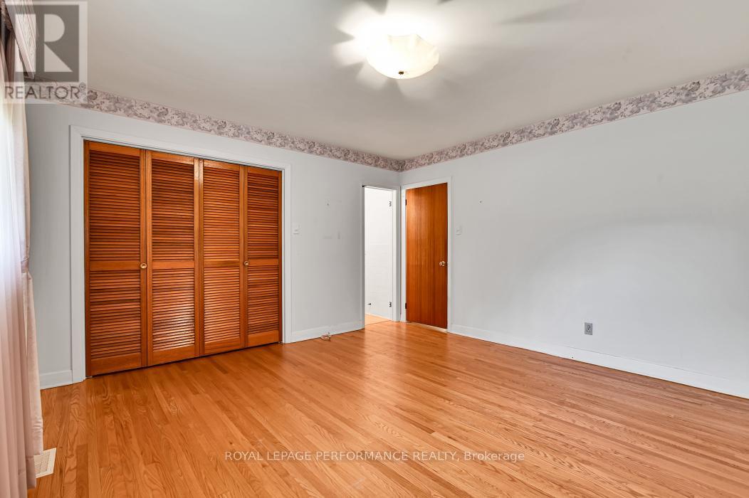 23 Elma Street, Ottawa, Ontario  K1T 3W8 - Photo 17 - X13498308
