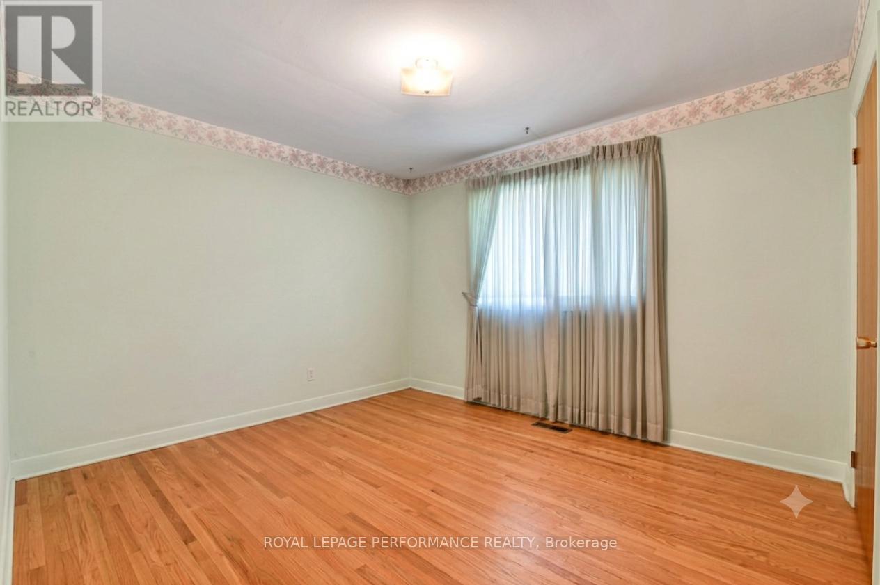 23 Elma Street, Ottawa, Ontario  K1T 3W8 - Photo 20 - X13498308