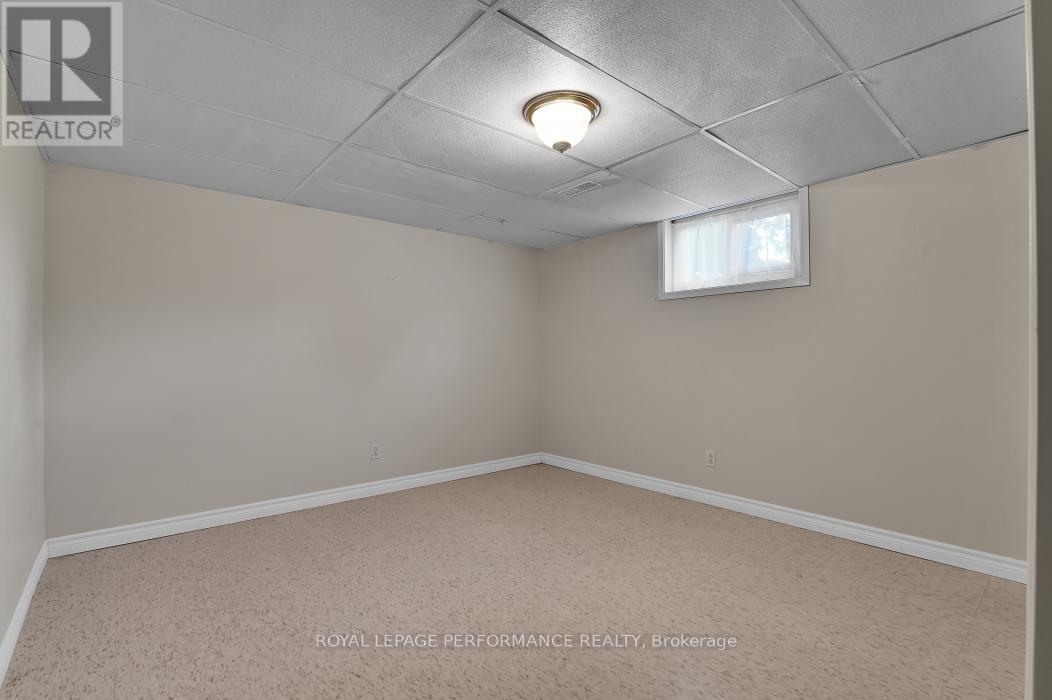 23 Elma Street, Ottawa, Ontario  K1T 3W8 - Photo 26 - X13498308